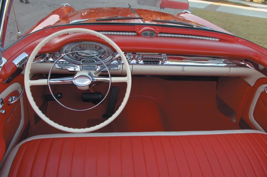  Oldsmobile 98 Starfire Convertible 1957 года  (фото 24 из 27)